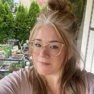 Meet your Posher, Jenny